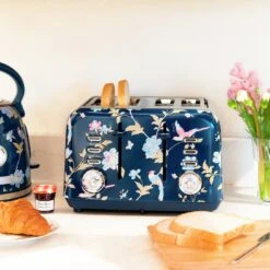 Laura Ashley VQSBT583BSUK 4 Slice Toaster - Blue -Chic Household Items 1233508 R Z003A