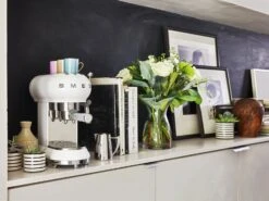 Smeg ECF01 50's Style Retro Espresso Coffee Machine - White -Chic Household Items 1346653 R Z005A