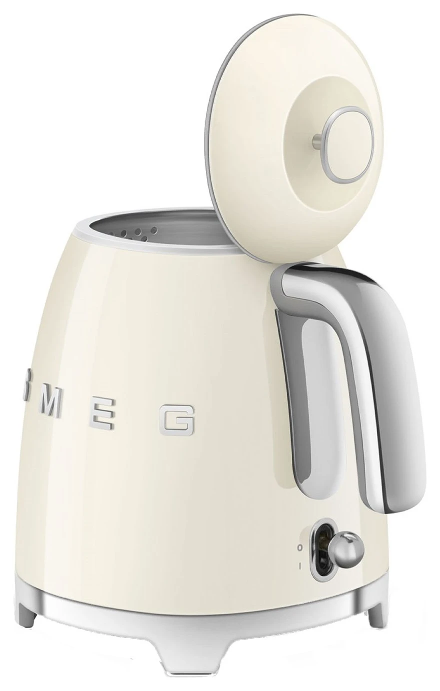 Smeg KLF05CRUK 50's Style Retro Mini Kettle - Cream 2 Smeg KLF05CRUK 50's Style Retro Mini Kettle - Cream - Image 2