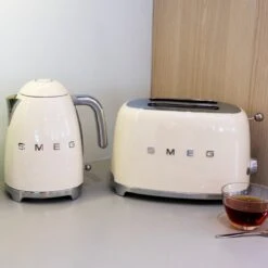 Smeg TSF01CRUK 50's Style Retro 2 Slice Toaster - Cream -Chic Household Items 1346804 R Z008A