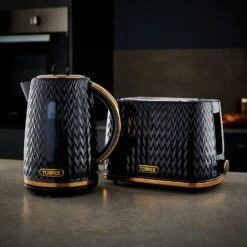 Tower T10052BLK Empire Kettle - Black -Chic Household Items 1357439 R Z006A