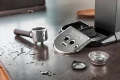 De'Longhi EC885.BG Dedica Arte Espresso Coffee Machine -Chic Household Items 1930258 R Z008A