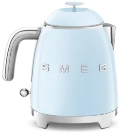 Smeg KLF05PBUK 50's Style Retro Mini Kettle - Blue -Chic Household Items 3033672 R Z008A
