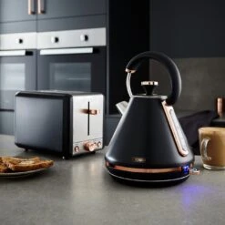 Tower T10044RG Cavaletto Kettle - Black -Chic Household Items 4569987 R Z003A