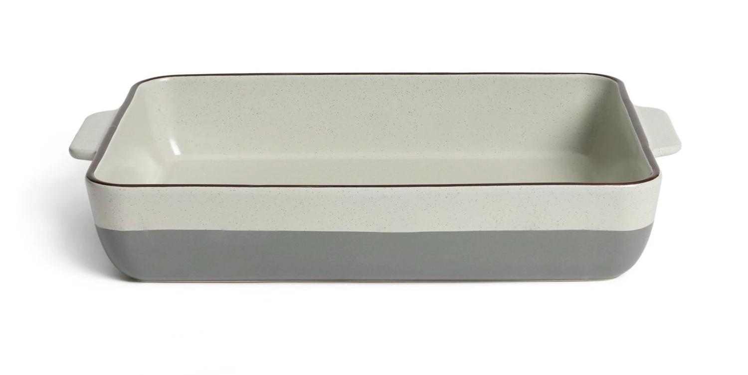 Habitat Speckle 36cm Large Ceramic Roasting Tin 4 Habitat Speckle 36cm Large Ceramic Roasting Tin - Image 4