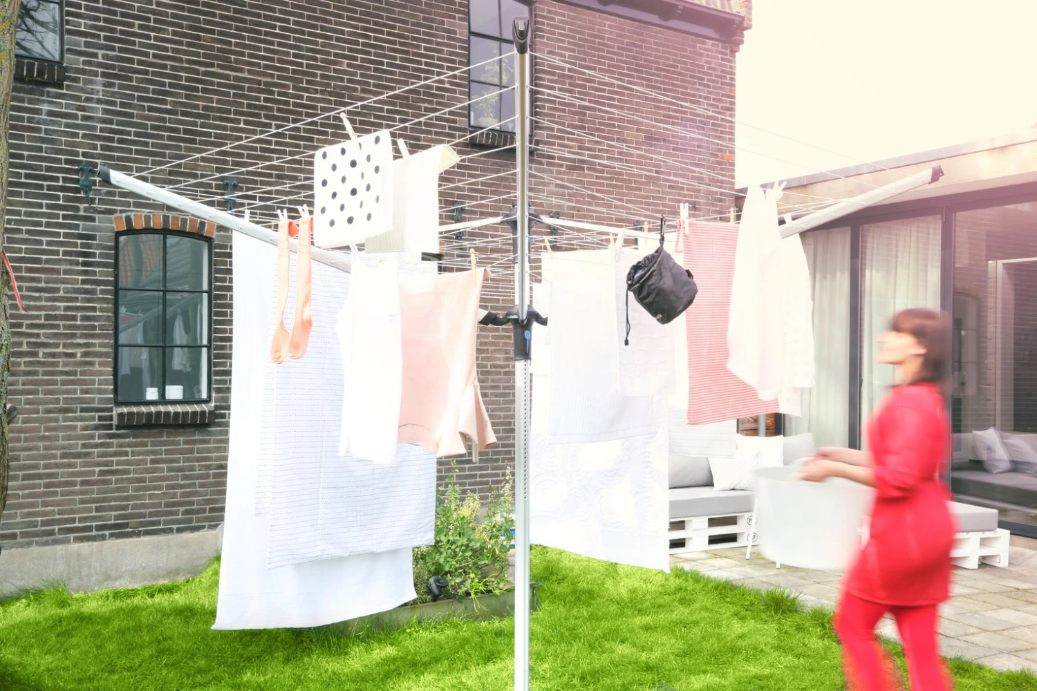 Brabantia 60m Lift-O-Matic Advance Rotary Washing Line 10 Brabantia 60m Lift-O-Matic Advance Rotary Washing Line - Image 10