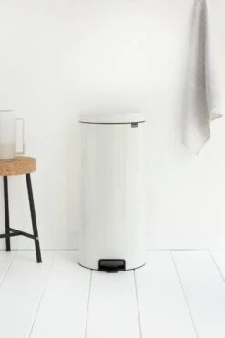 Brabantia 30 Litre Newlcon Pedal Bin - White 13 Brabantia 30 Litre Newlcon Pedal Bin - White -Chic Household Items 6214584 R Z010A