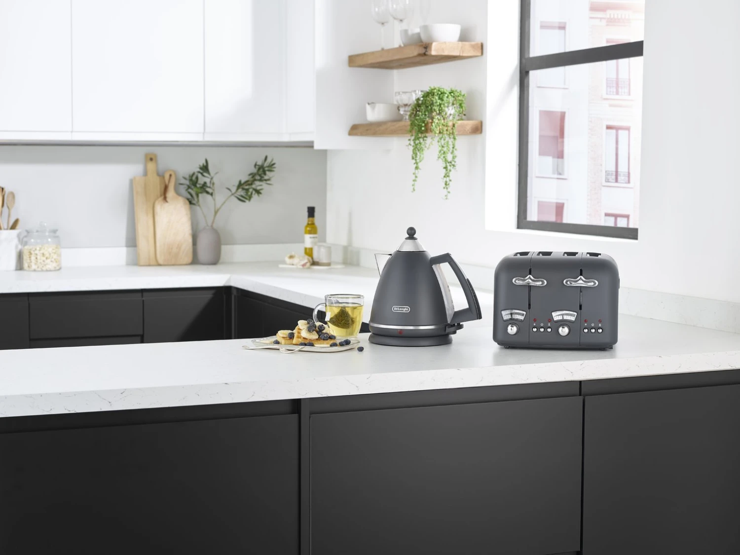 De'Longhi KBX3016.GY Argento Silva Kettle - Grey 5 De'Longhi KBX3016.GY Argento Silva Kettle - Grey - Image 5