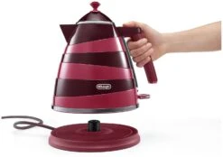 De'Longhi KBAC3001.R Avvolta Kettle - Red -Chic Household Items 8817934 R Z003A