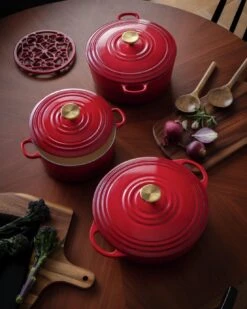 Habitat Country Manor 3.3 Litre Cast Iron Casserole Dish 13 Habitat Country Manor 3.3 Litre Cast Iron Casserole Dish -Chic Household Items 9377129 R Z004C