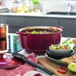 Habitat Country Manor 5.3 Litre Cast Iron Casserole Dish -Chic Household Items 9377143 R Z004C