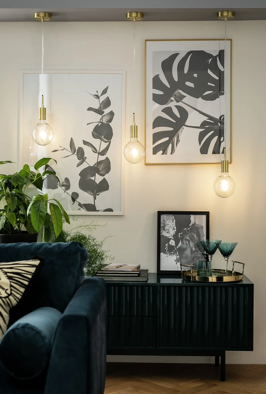 Habitat Lockie Brushed Brass Pendant Ceiling Light - Gold 1 Habitat Lockie Brushed Brass Pendant Ceiling Light - Gold