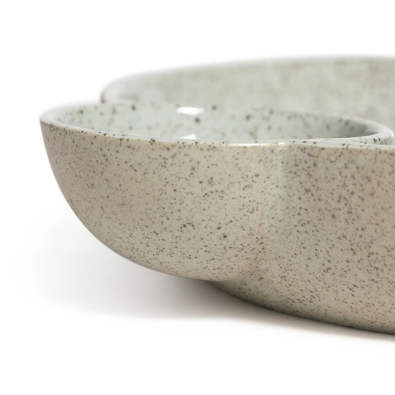 Habitat Mediterranean Stoneware Serve Bowl - Natural 3 Habitat Mediterranean Stoneware Serve Bowl - Natural - Image 3