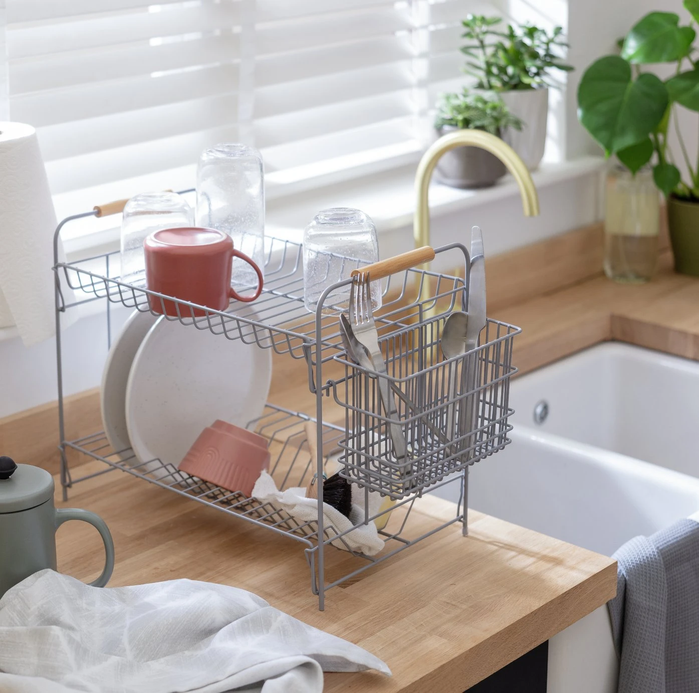 Habitat Industrial Wire Dish Drainer - Grey 2 Habitat Industrial Wire Dish Drainer - Grey - Image 2