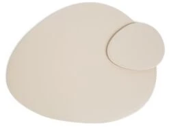 Habitat Set Of 4 Faux Leather Pebble Placemats And Coasters 6 Habitat Set Of 4 Faux Leather Pebble Placemats And Coasters -Chic Household Items 9652923 R Z002A